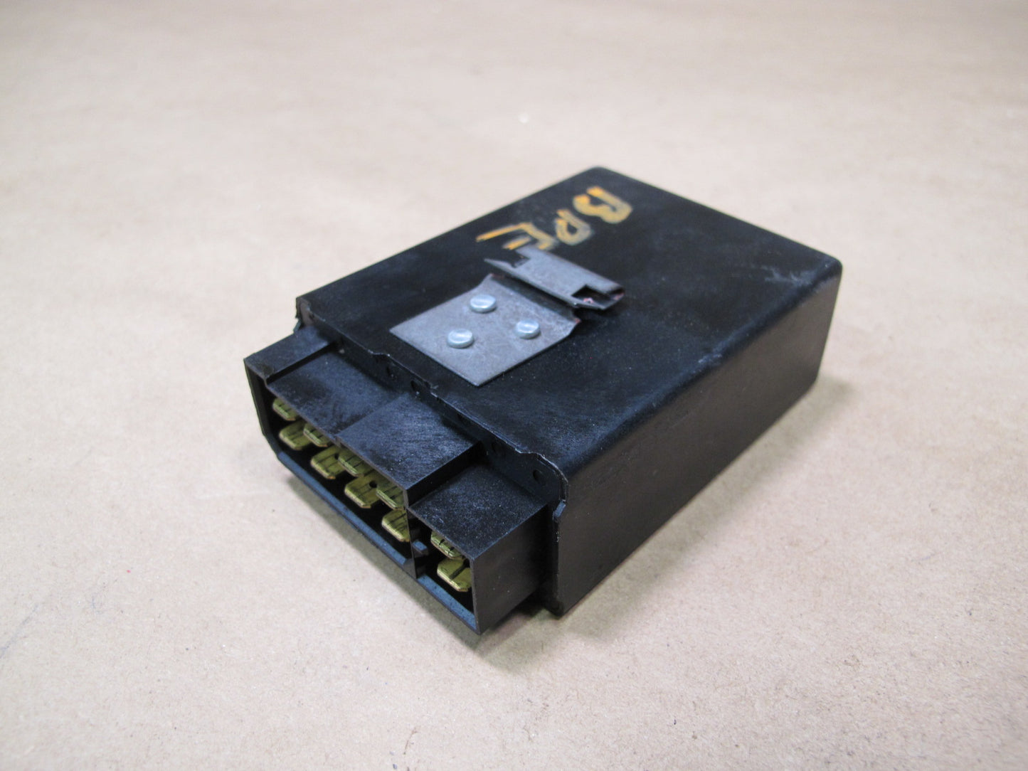 1984-1991 Porsche 928 S Anti Theft Alarm Control Relay Module 92863710400