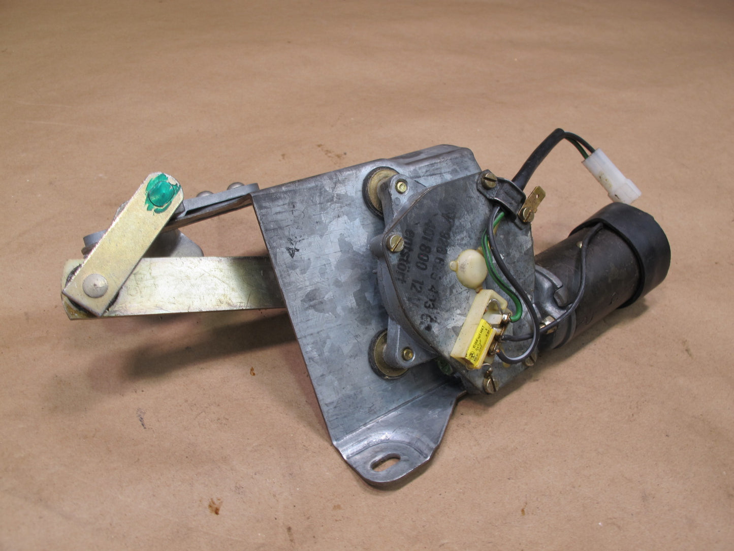 1984-1991 Porsche 928 S Rear Hatch Wiper Motor