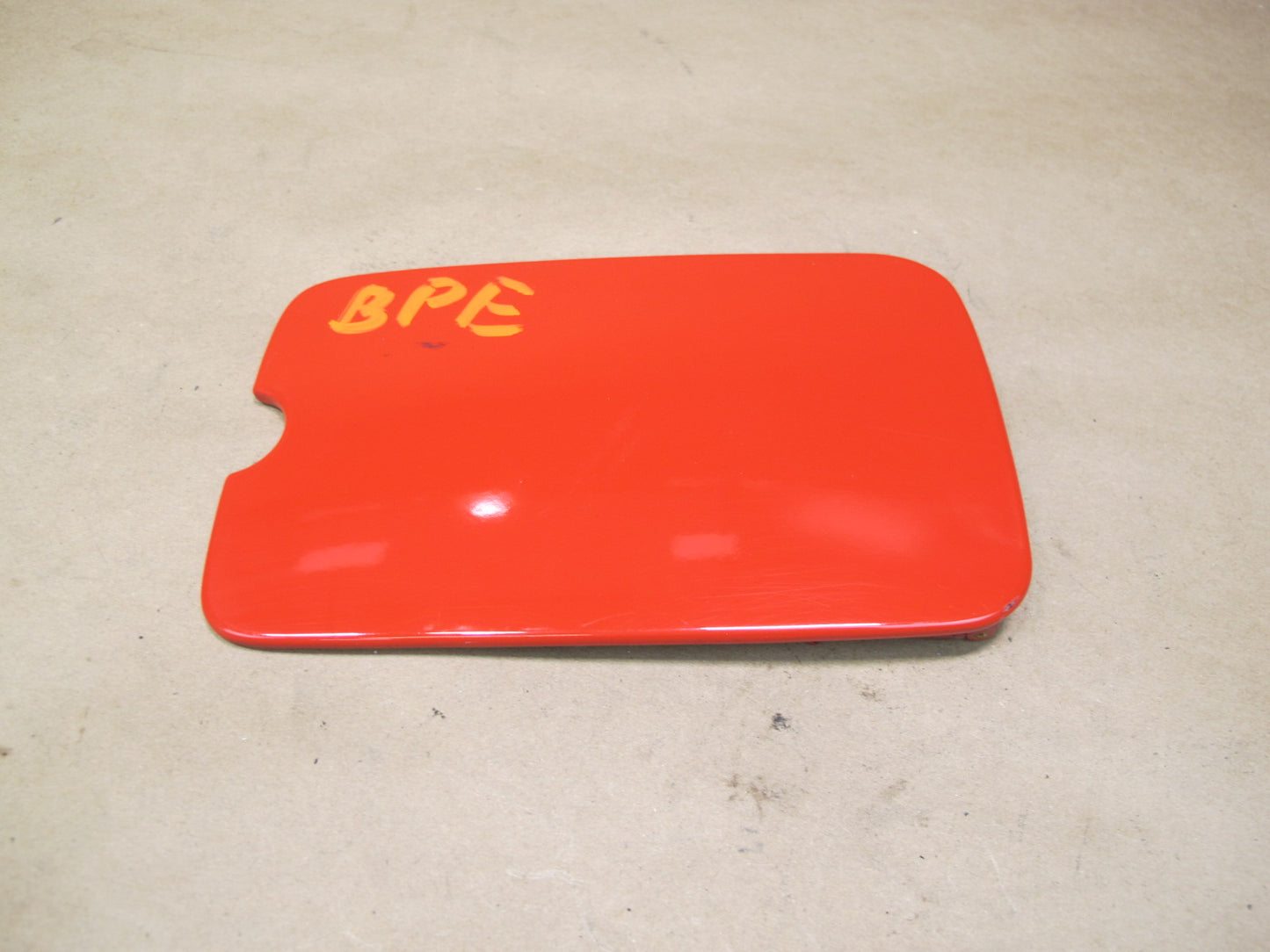 1984-1995 Porsche 928 S Fuel Tank Filler Door Lid Cover