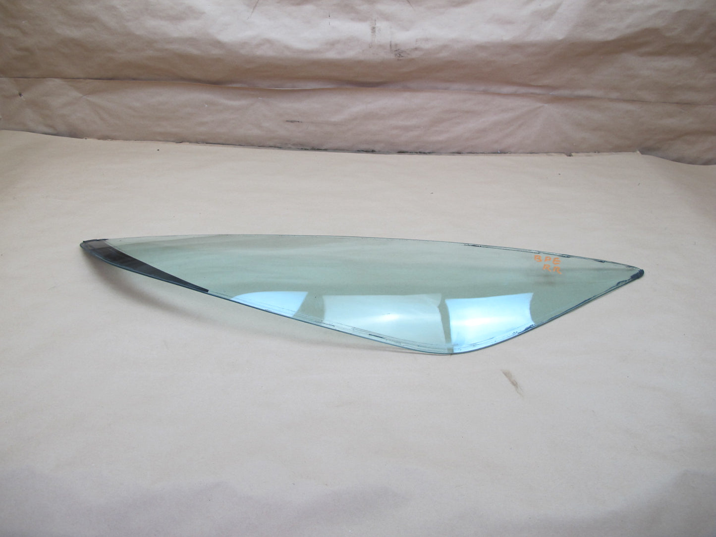 1984-1991 Porsche 928 S Rear Right Quarter Glass Window