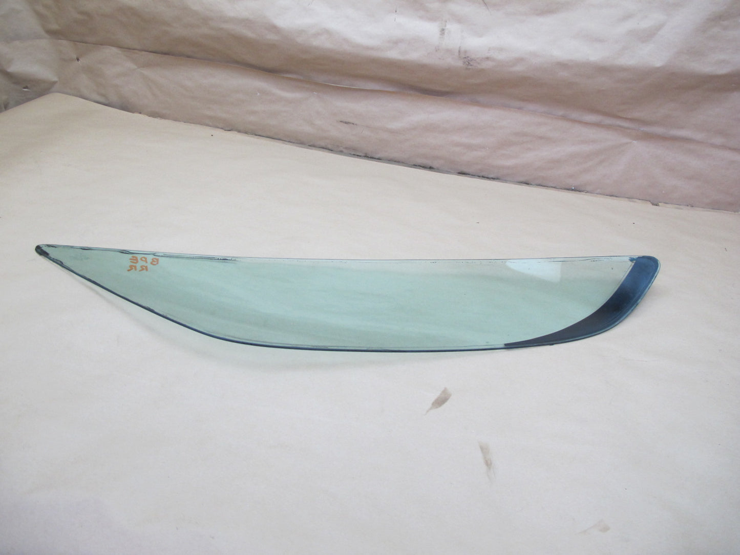 1984-1991 Porsche 928 S Rear Right Quarter Glass Window