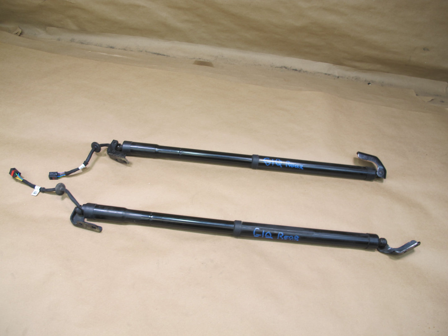 2013-2015 Infiniti JX35 QX60 Rear Tail Gate Support Shock Right & Left Side Set