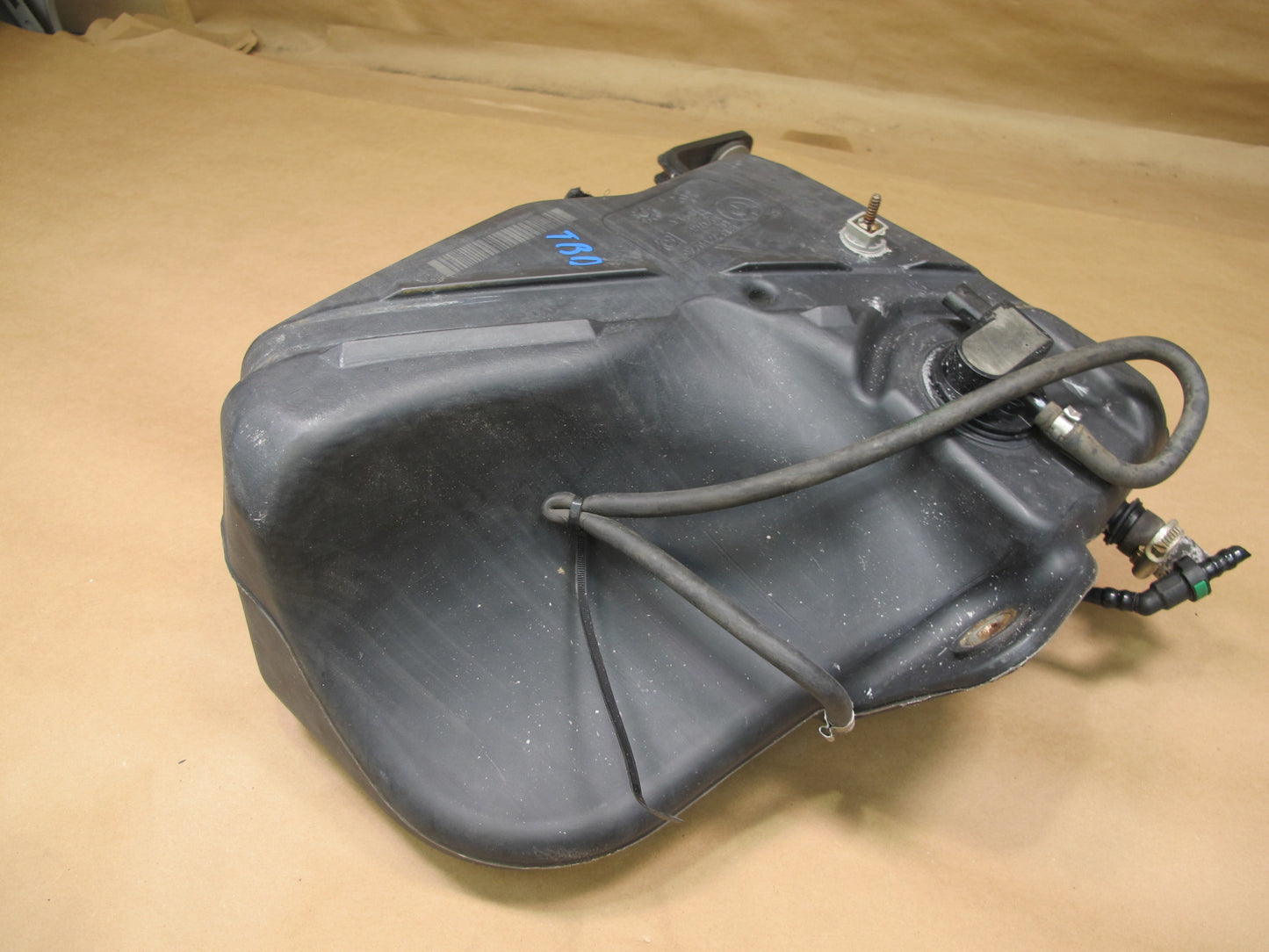 14-18 BMW F30 F31 328d 328dX Exhaust Fluid SCR Container Passive Tank OEM