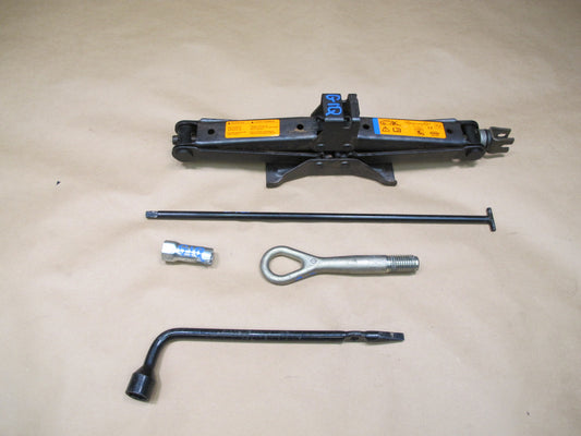 2013-2020 Infiniti JX35 QX60 Emergency Spare Tire Car Lift Jack Tool Wrench Set