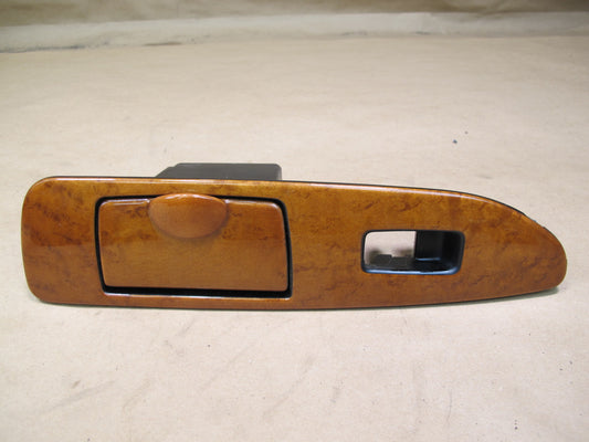 2003-2007 Lexus UZJ100L LX470 Rear Right Door Power Window Switch 74271-60081