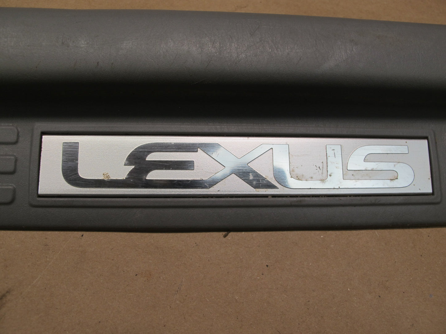 2003-2007 Lexus UZJ100L LX470 Front Door Scuff Sill Plate Trim Set of 2