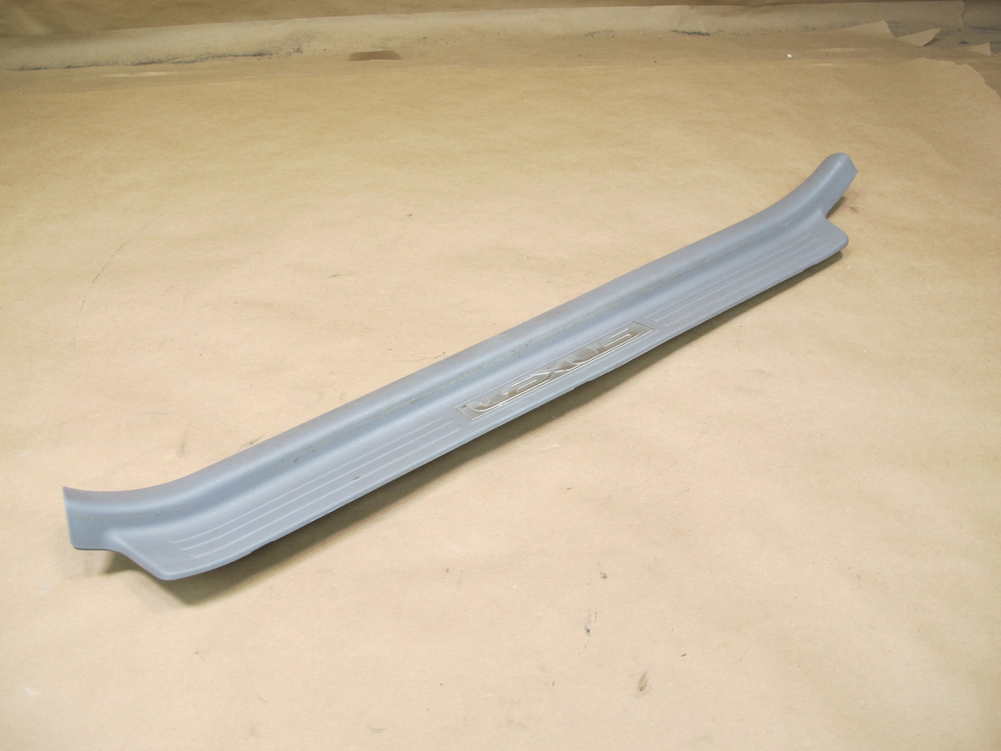 2003-2007 Lexus UZJ100L LX470 Front Door Scuff Sill Plate Trim Set of 2