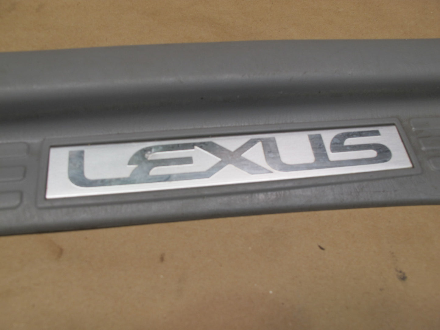 2003-2007 Lexus UZJ100L LX470 Rear Door Scuff Sill Plate Trim Set of 2