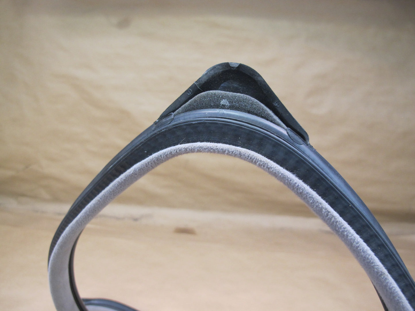 2003-2007 Lexus UZJ100L LX470 Front Left Door Weatherstrip Rubber Seal