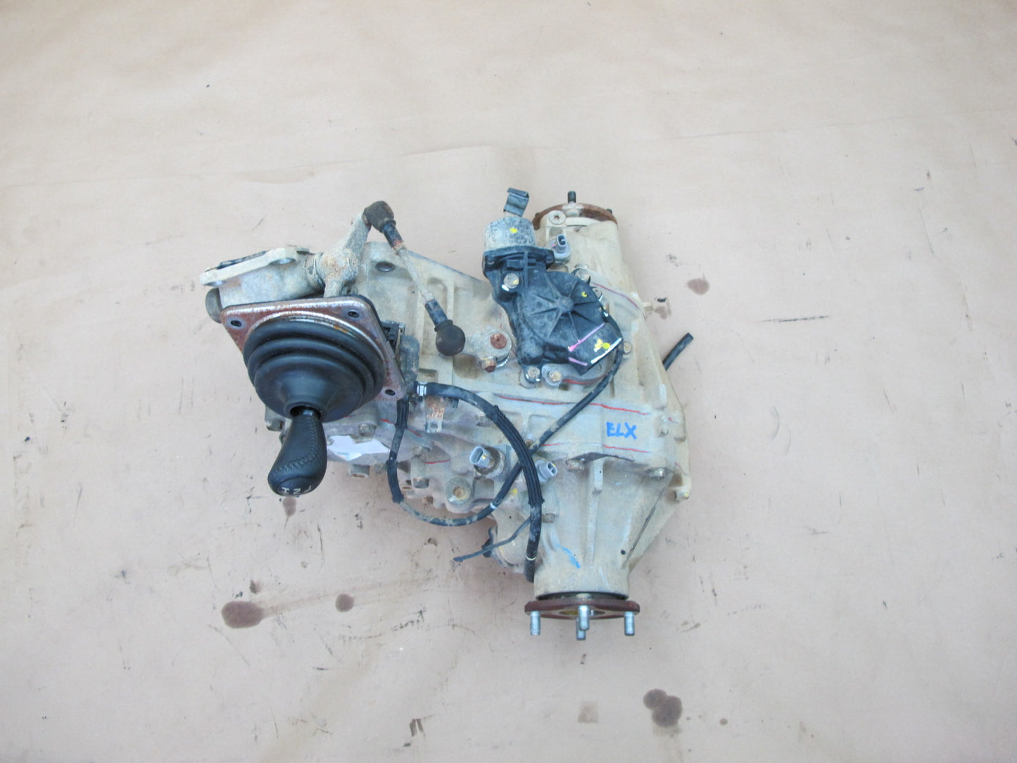 2003-2005 Lexus UZJ100L LX470 4.7L 4WD Transfer Case Box 203k Miles