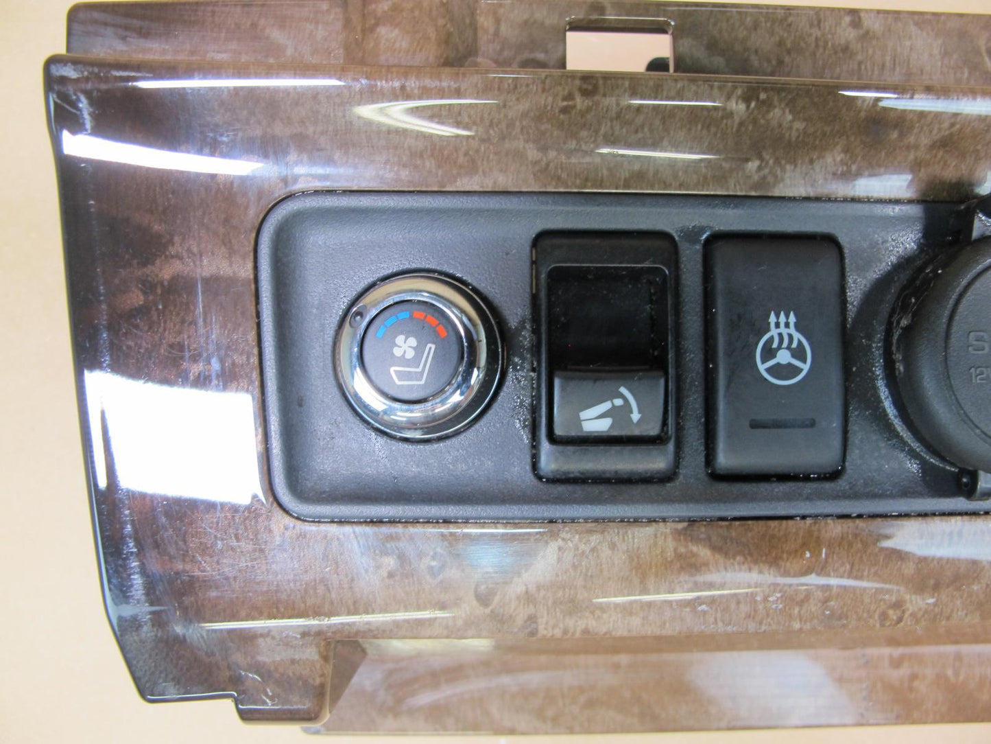 2011-2017 Infiniti QX56 QX80 Dash A/C Heater Climate Control Switch