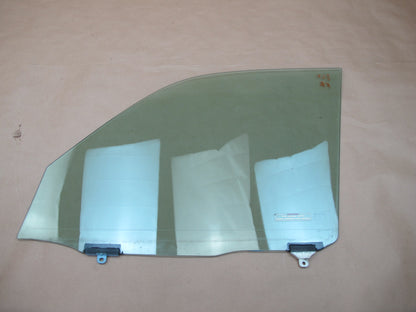 2004-2007 Lexus UZJ100L LX470 Front Right Door Glass Window