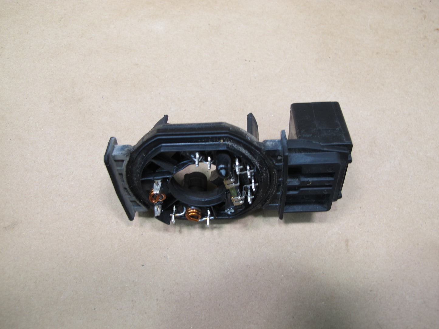 2011-2013 Infiniti QX56 Transfer Case Shift Box Actuator Motor 0130008517