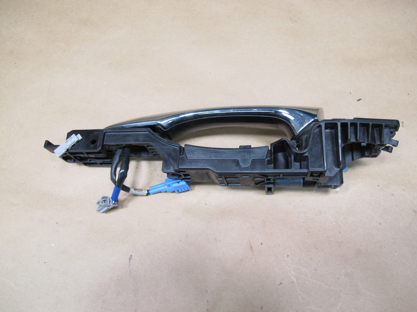 2011-2017 Infiniti QX56 QX80 Front Left Door Exterior Handle