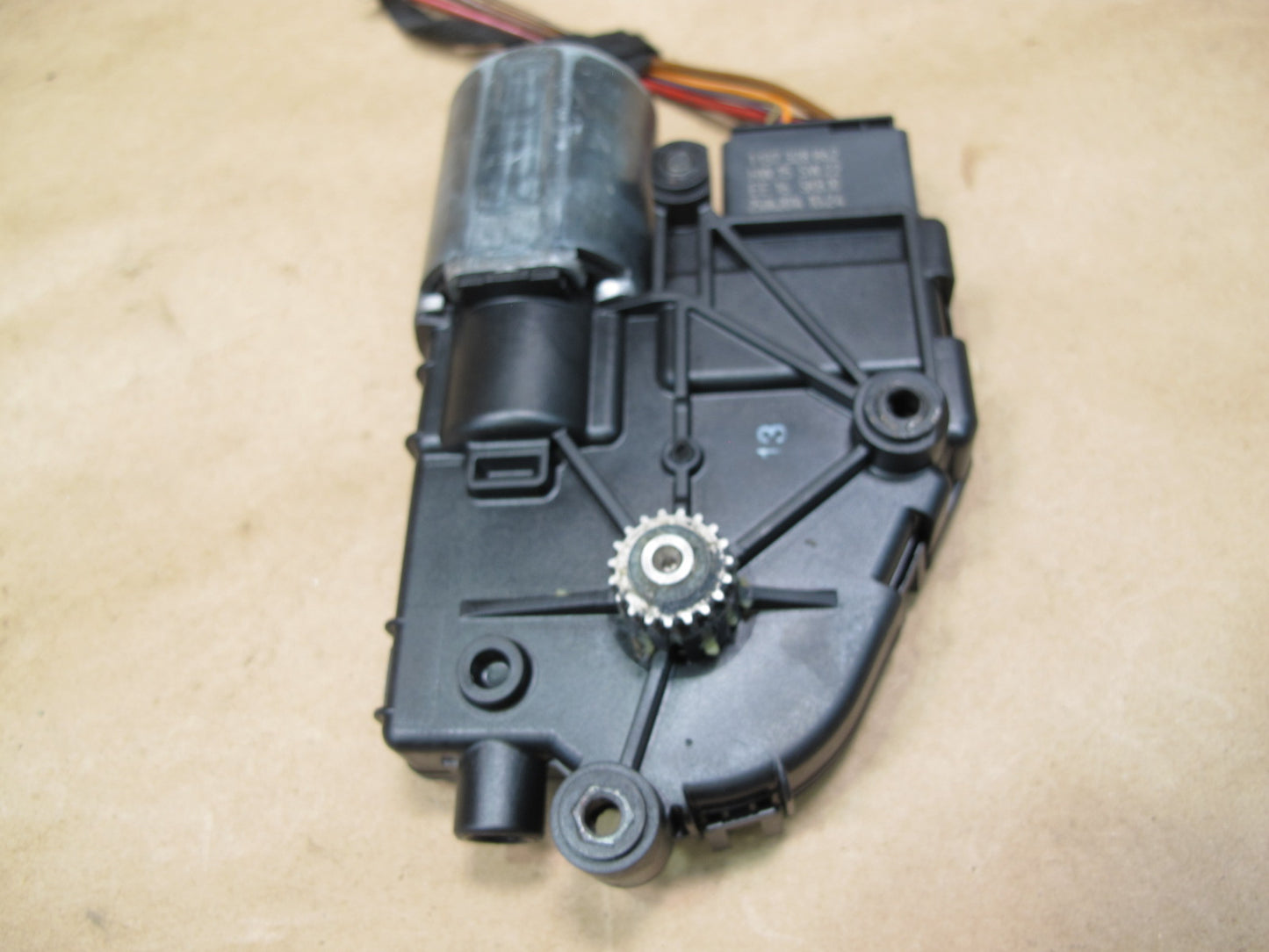 07-15 Audi Q7 4L Sunroof Moonroof Motor Drive Unit 4L0959591A OEM