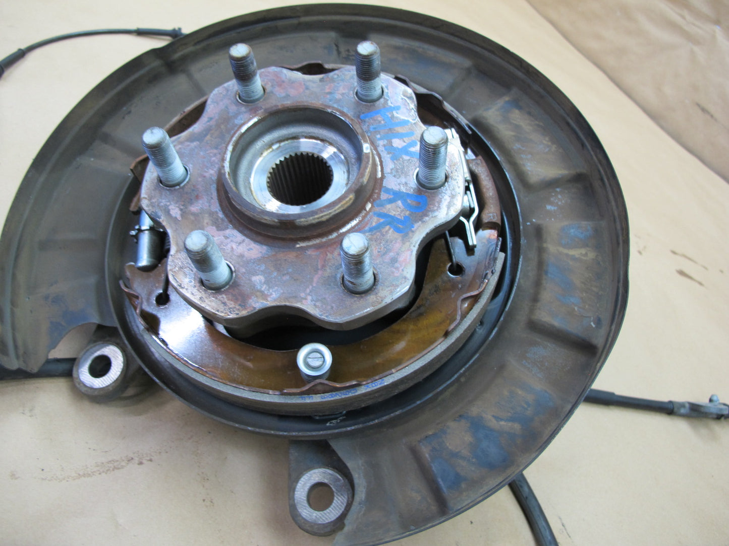 2011-2020 Infiniti QX56 QX80 AWD Rear Right Spindle Knuckle Wheel Hub Bearing