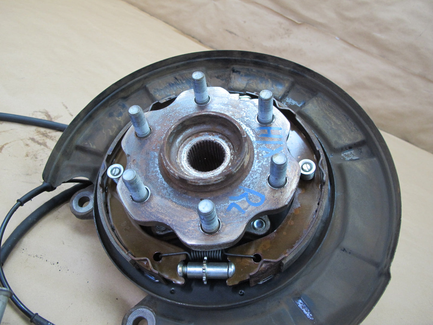 2011-2020 Infiniti QX56 QX80 AWD Rear Left Spindle Knuckle Wheel Hub Bearing