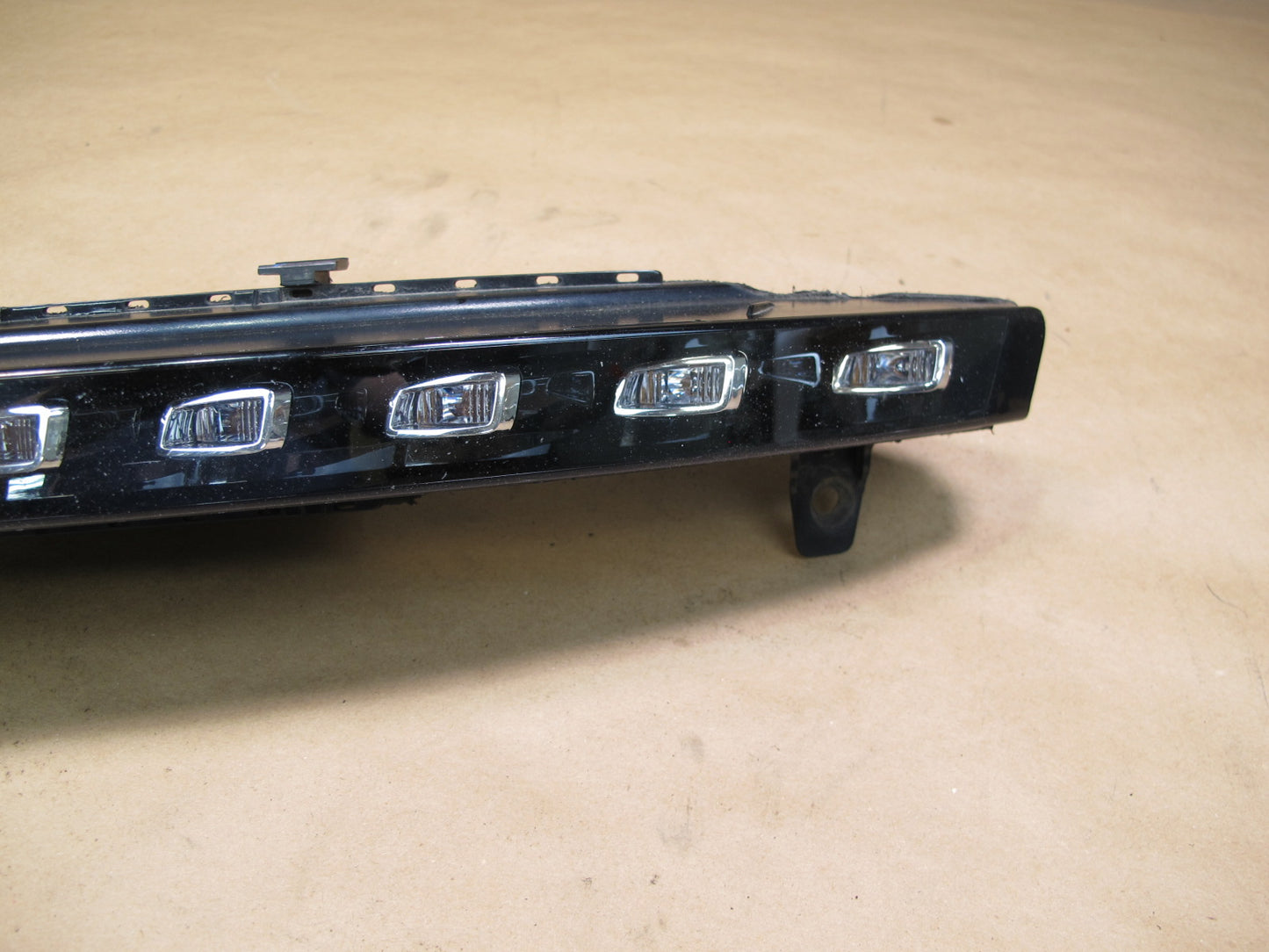 10-15 Audi Q7 4L Set of 2 Front Bumper Left & Right Turn Signal LED Light OEM