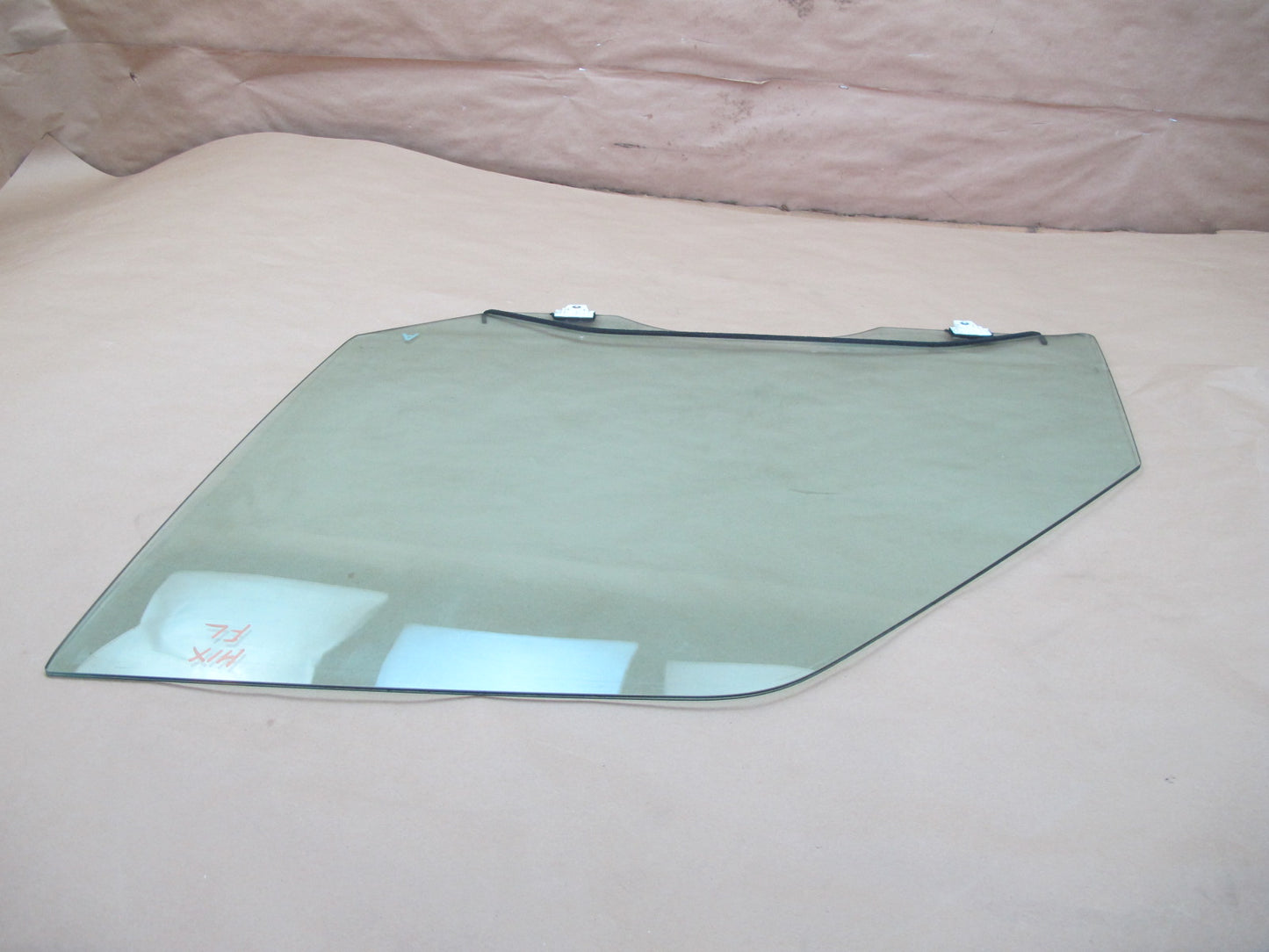 2011-2017 Infiniti QX56 QX80 Front Left Door Glass Window