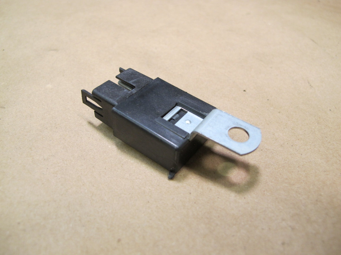 92-97 Subaru SVX 12V RC-2230 Relay Module OEM