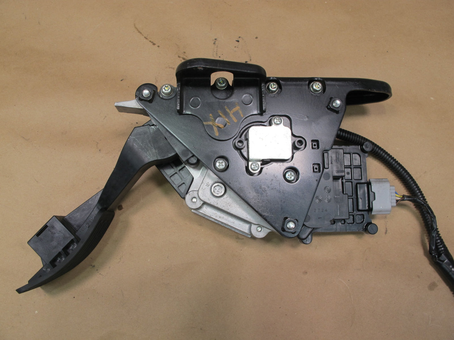 2011-2017 Infiniti QX56 QX80 Gas Acceleration Pedal