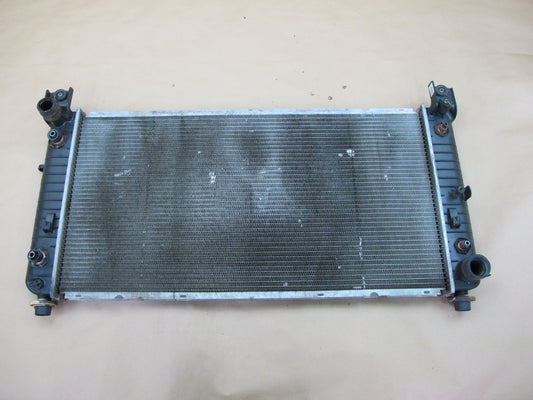 2003-2007 Hummer H2 6.0L Engine Motor Coolant Radiator 15177272