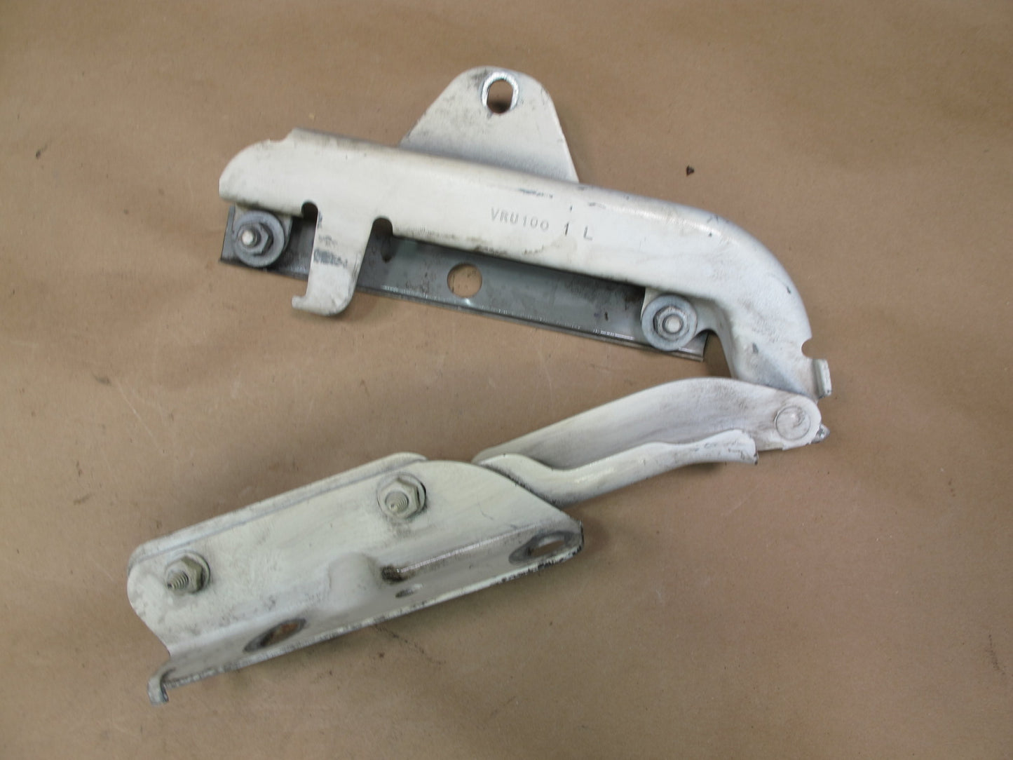 98-02 Pontiac Firebird 5.7L Set of 2 Front Left & Right Hood Hinge White OEM