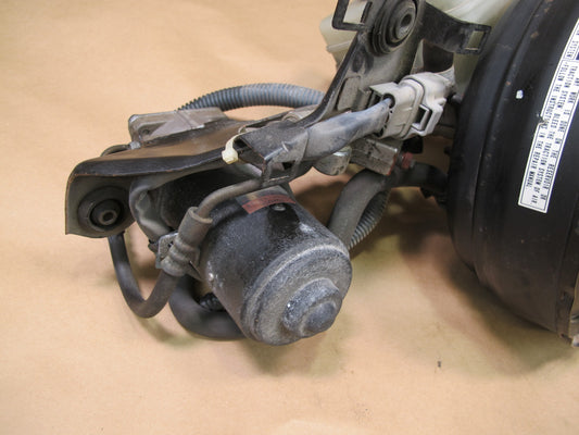 95-97 Lexus UCF20L LS400 Brake Master Cylinder Booster Traction Pump Assy OEM