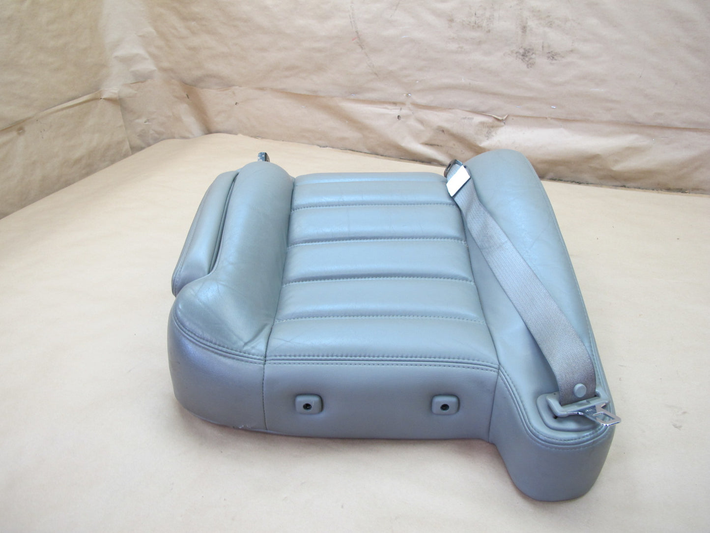 2003-2007 Hummer H2 Front Right Passenger Side Seat Upper Cushion Leather