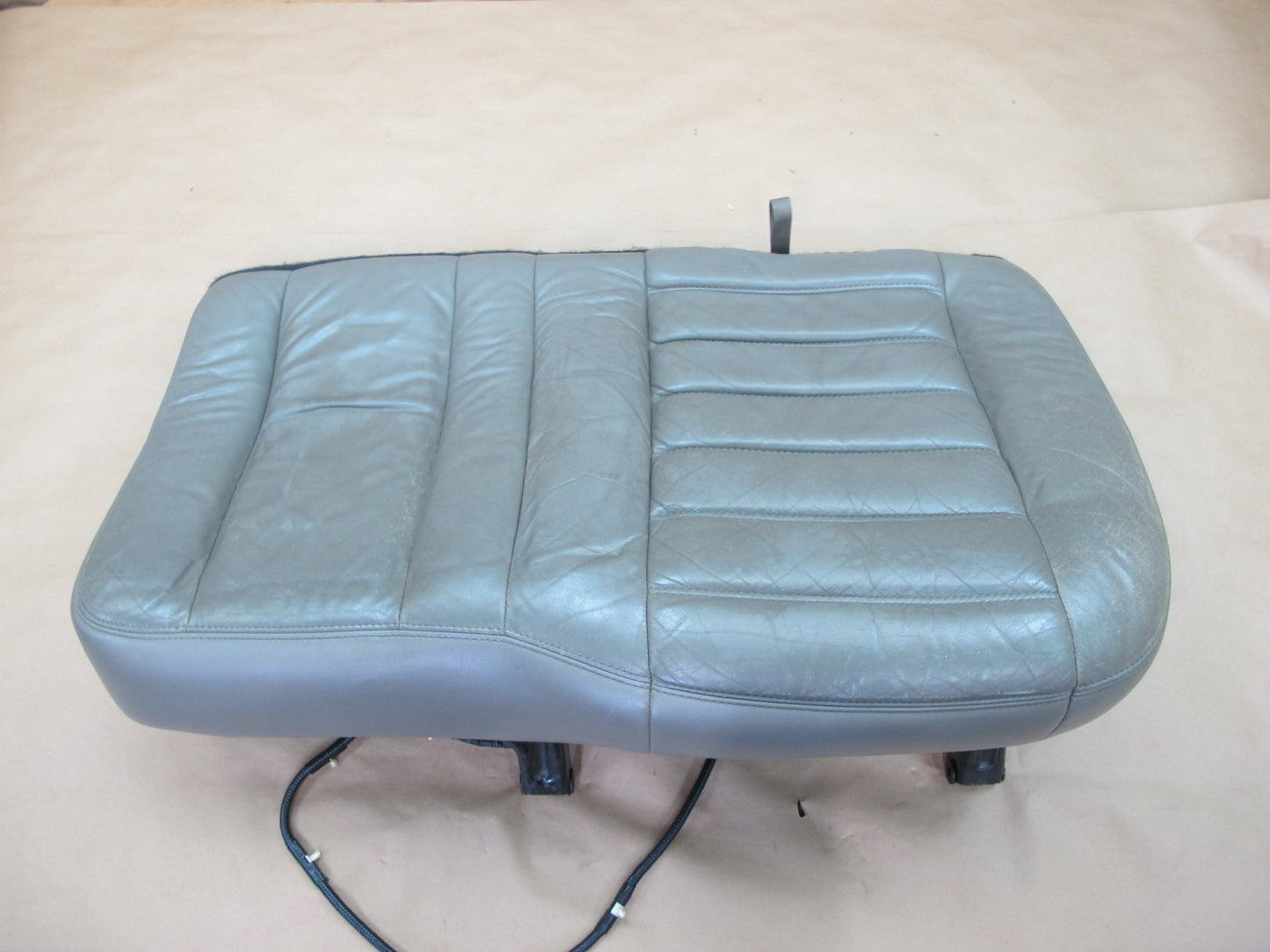 2003-2007 Hummer H2 Rear Left Driver Side Seat Lower Cushion Leather