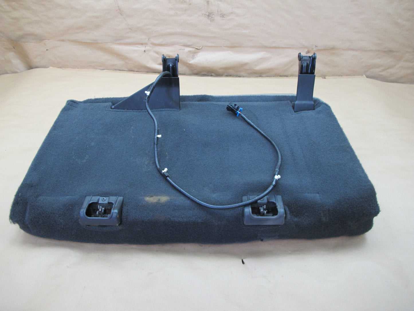 2003-2007 Hummer H2 Rear Left Driver Side Seat Lower Cushion Leather