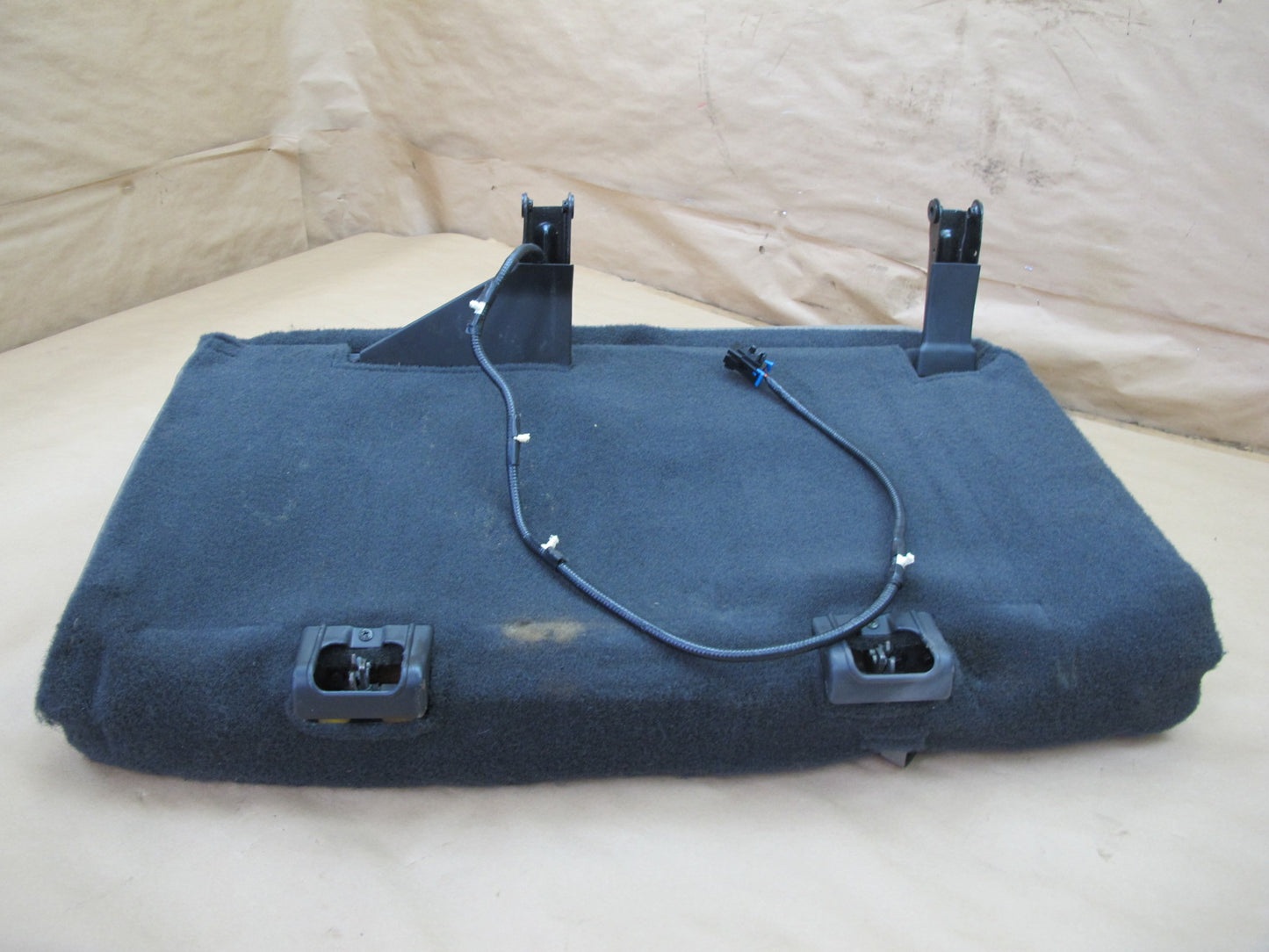 2003-2007 Hummer H2 Rear Left Driver Side Seat Lower Cushion Leather