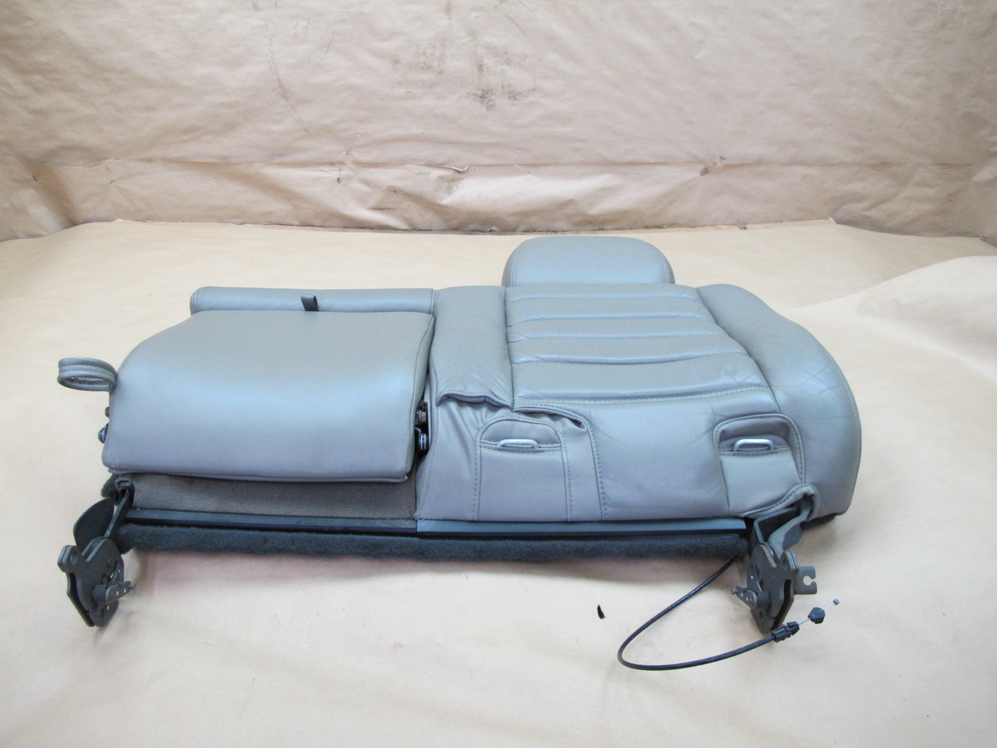 2003-2007 Hummer H2 Rear Left Driver Side Seat Upper Cushion Leather W/ Headrest