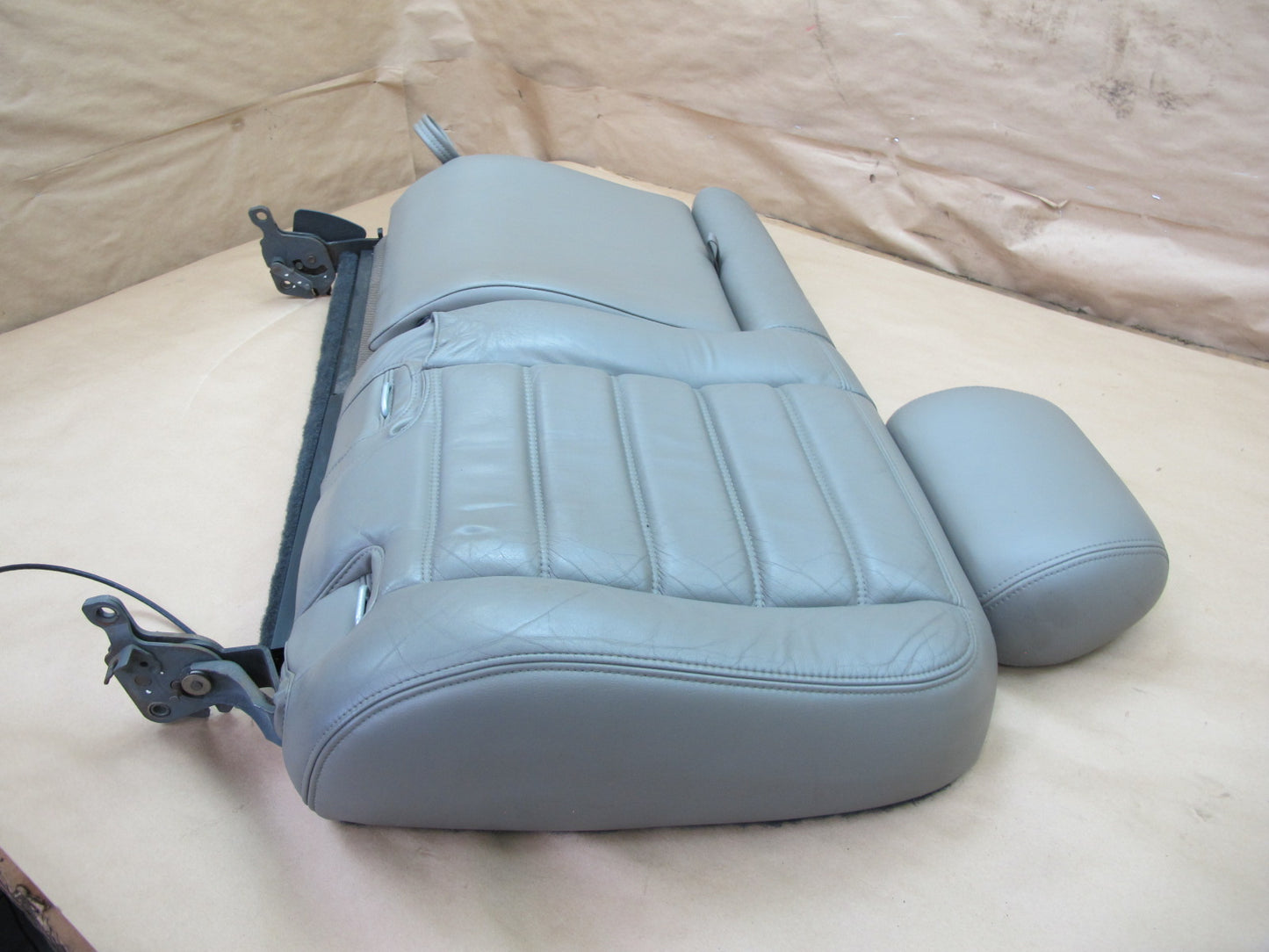 2003-2007 Hummer H2 Rear Left Driver Side Seat Upper Cushion Leather W/ Headrest