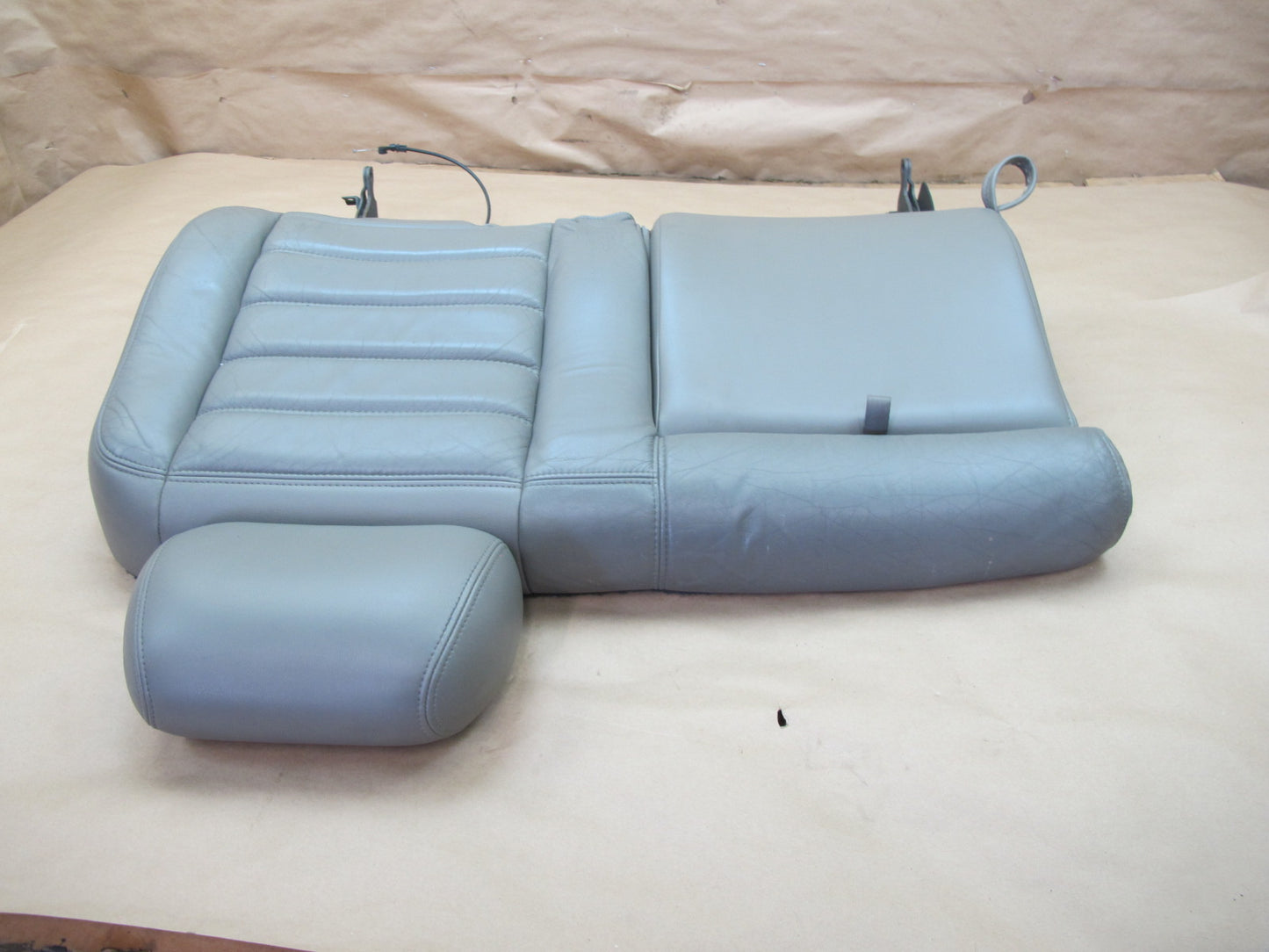 2003-2007 Hummer H2 Rear Left Driver Side Seat Upper Cushion Leather W/ Headrest