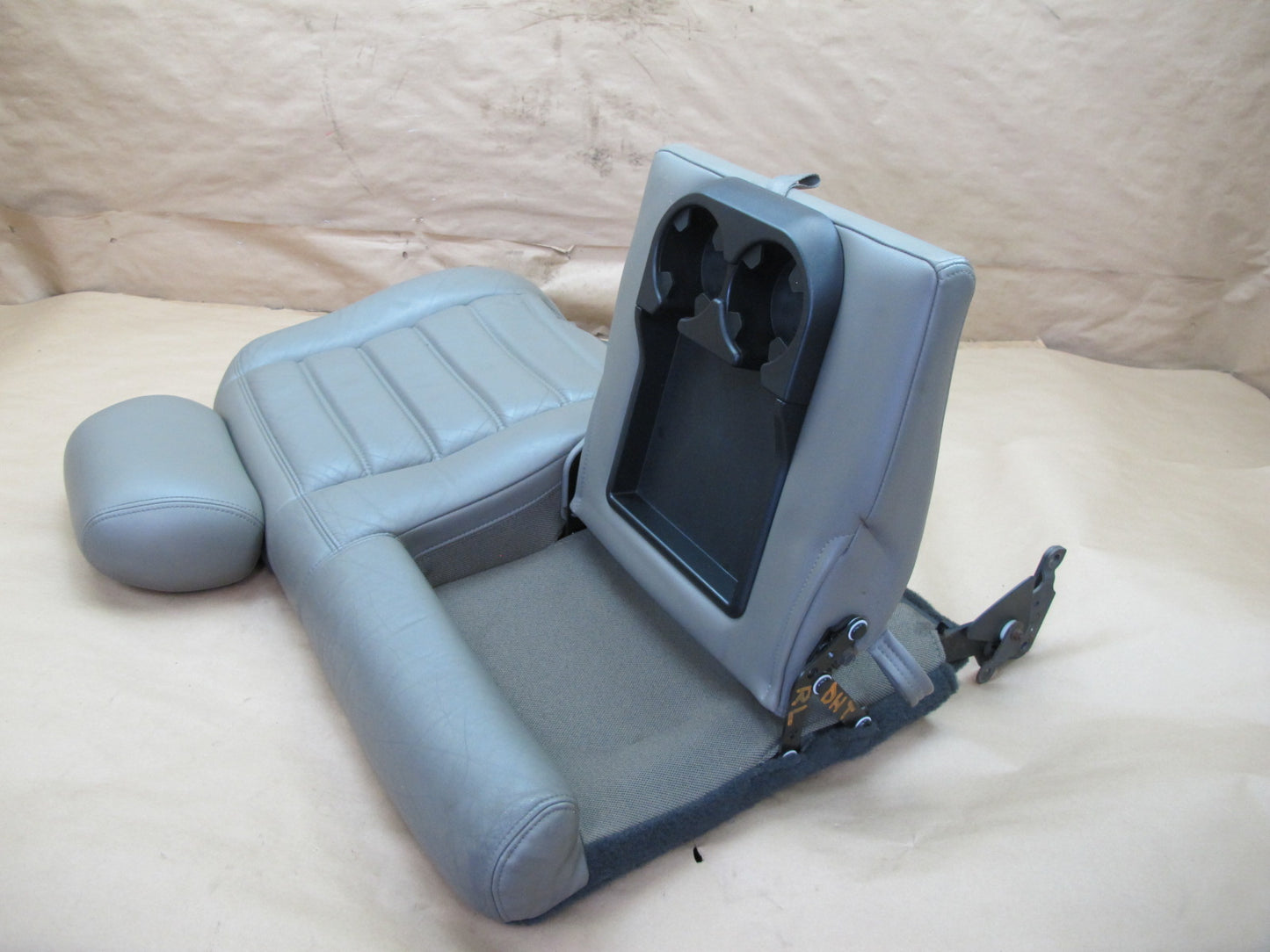 2003-2007 Hummer H2 Rear Left Driver Side Seat Upper Cushion Leather W/ Headrest