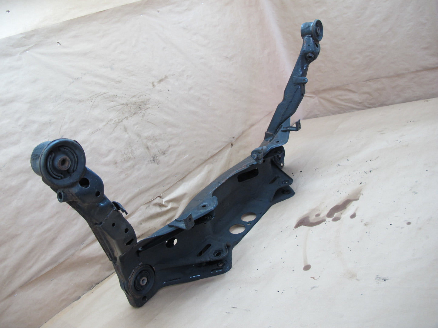 94-97 Subaru SVX L Rear Suspension Subframe Sub Frame Crossmember Carrier OEM