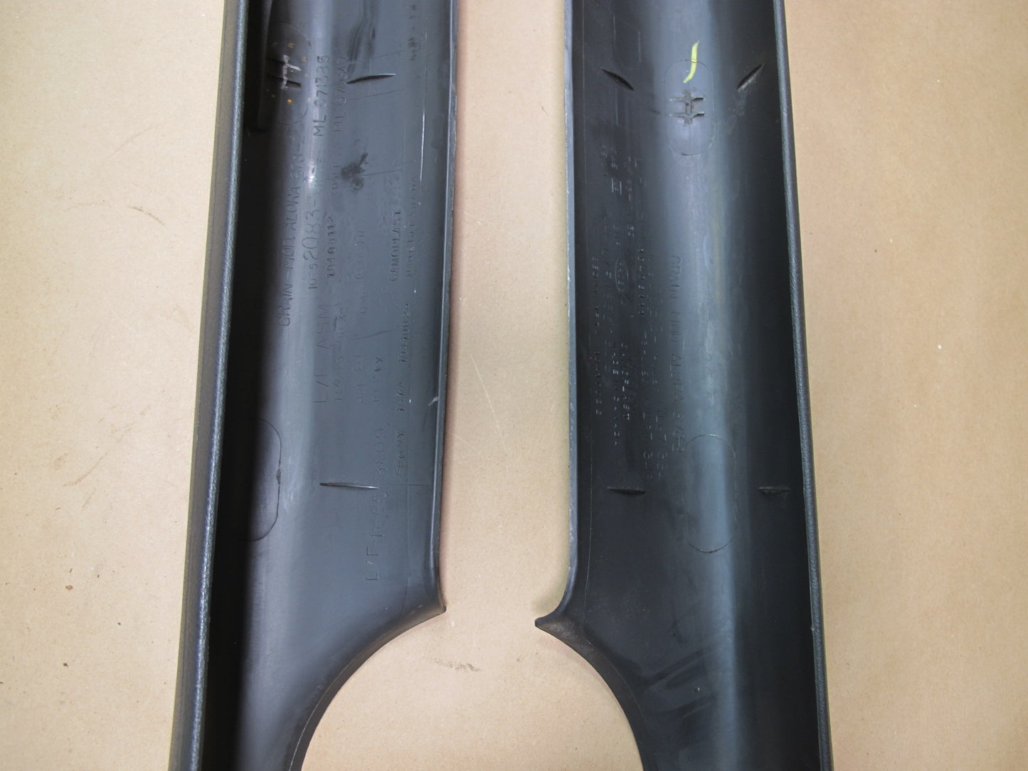 00-02 Pontiac Firebird Chevy Camaro Left & Right A-pillar Trim Cover Set OEM