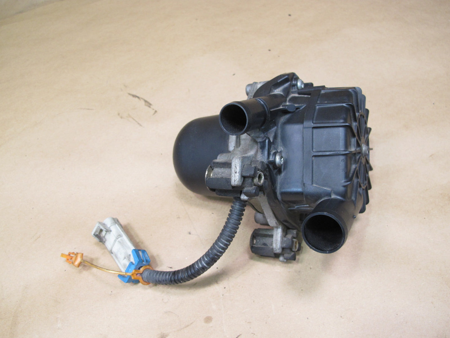 00-02 Pontiac Firebird Chevy Camaro 5.7L Secondary Air Injection Pump Assy OEM