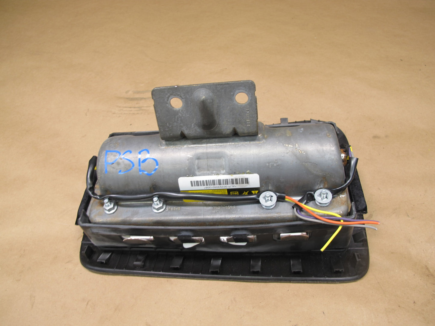 06-09 PONTIAC SOLSTICE FRONT RIGHT PASSENGER SIDE DASH SRS AIRBAG OEM
