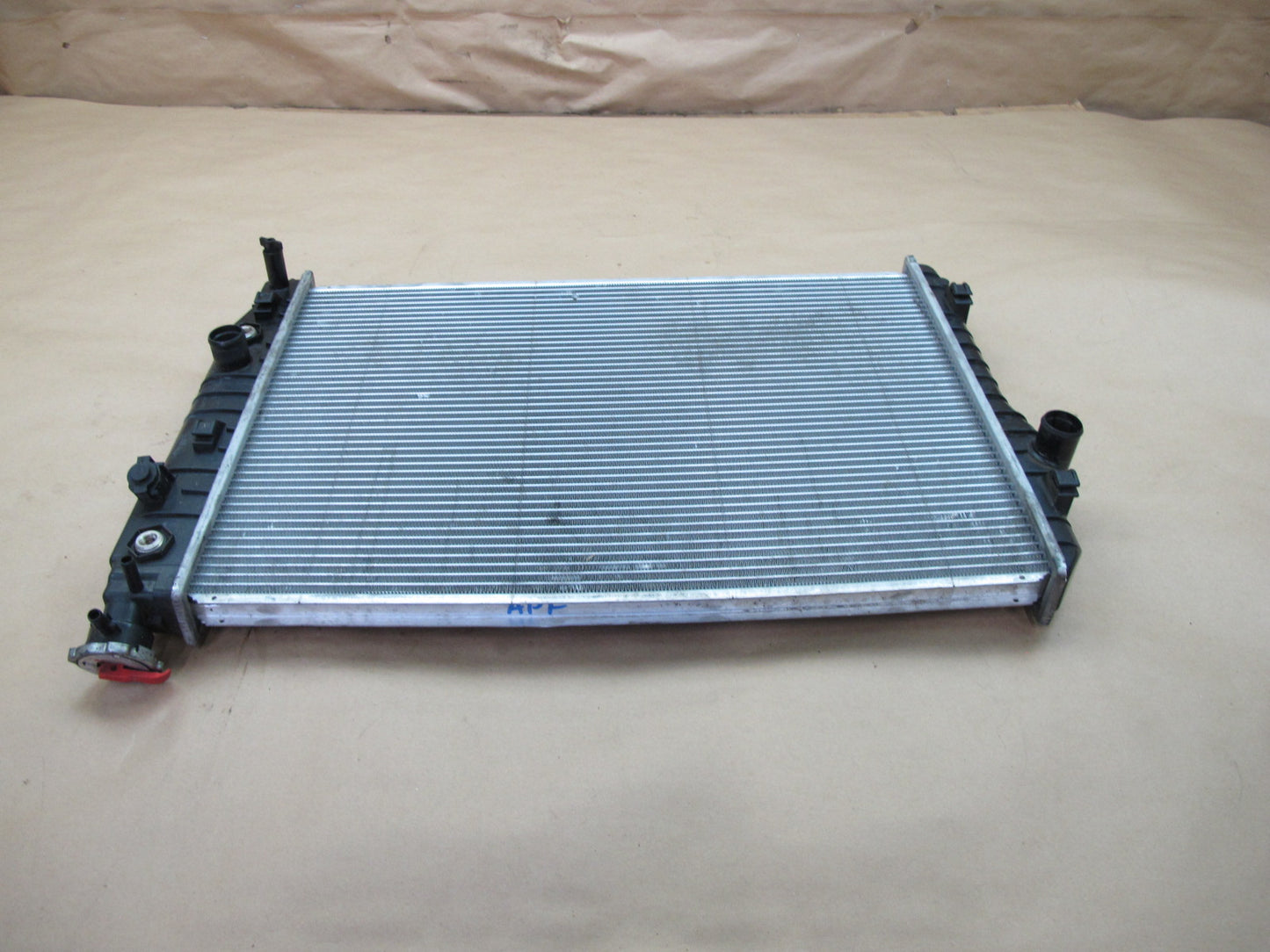 00-02 Pontiac Firebird Chevrolet Camaro AT Engine Cooling Radiator OEM