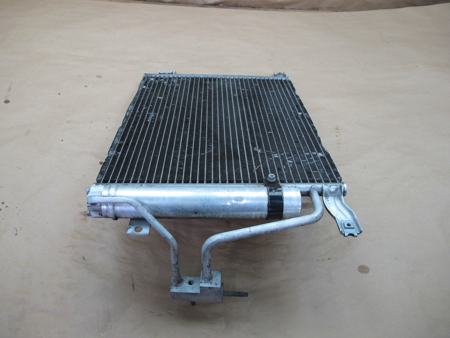 06-09 Pontiac Solstice A/C Air Condition Condenser 12225002 OEM