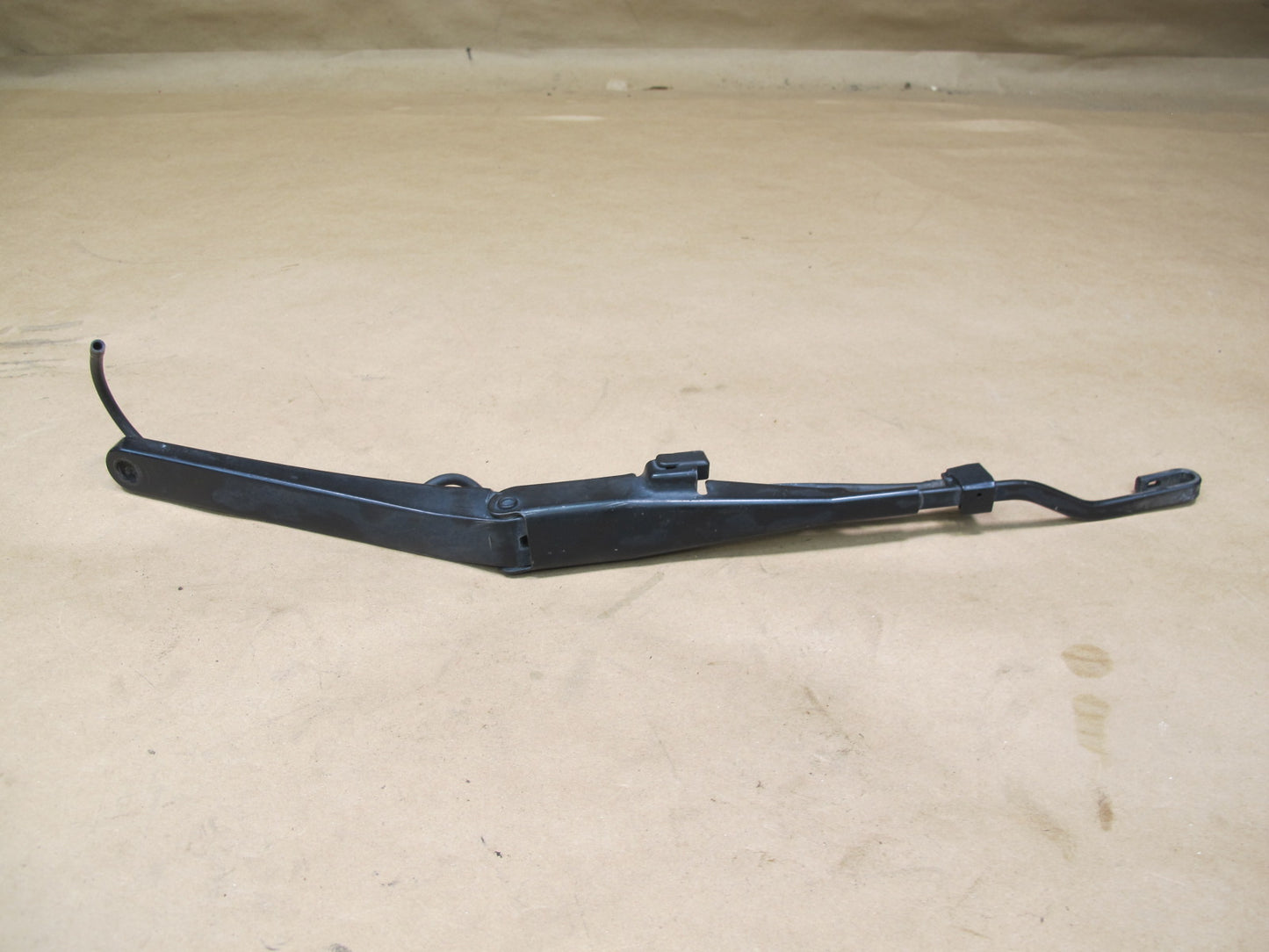 06-09 Pontiac Solstice Set of 2 Front Left & Right Wiper Arm OEM