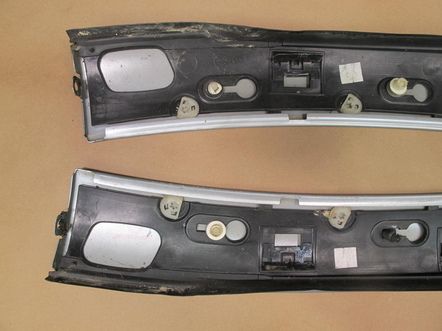 05-11 Mercedes R171 Set of 2 Front Windshield Exterior A Pillar Trim Cover OEM