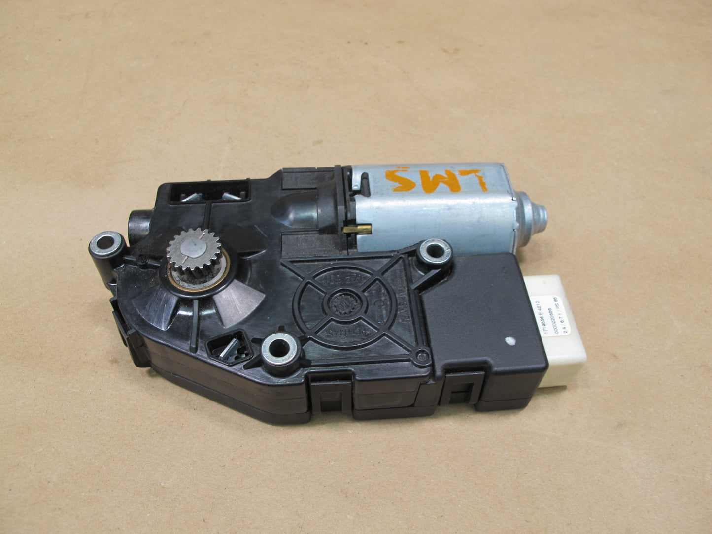 07-13 Mercedes W221 S-class Sunroof Motor Drive Unit 2219066000 OEM