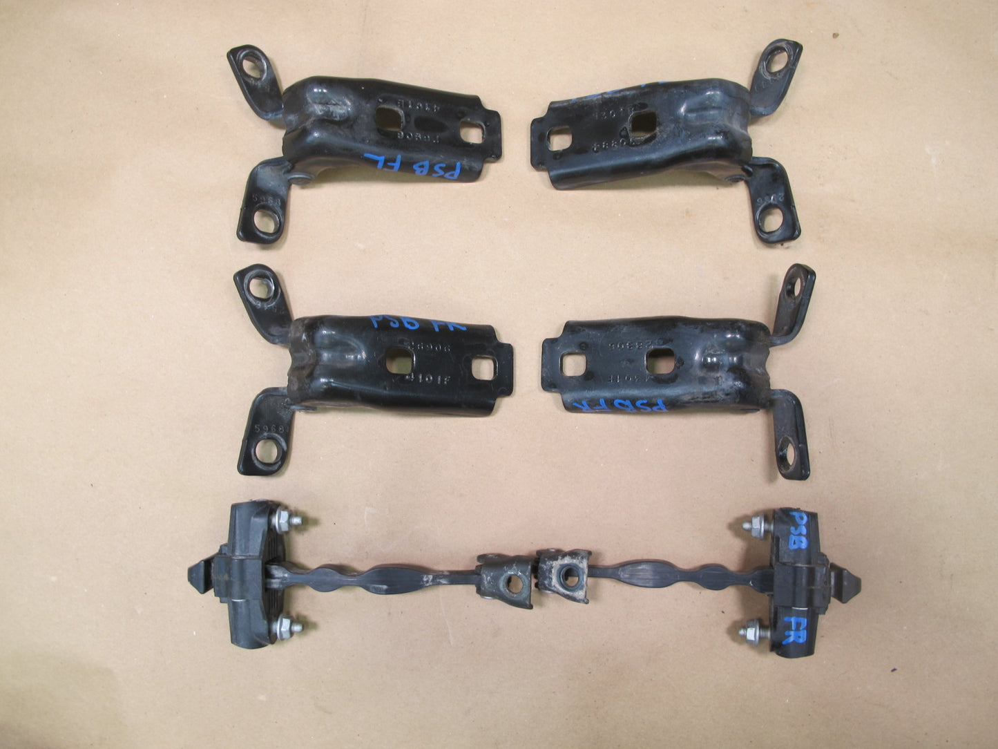 06-09 Pontiac Solstice Set of 6 Left & Right Door Hinge & Stopper OEM