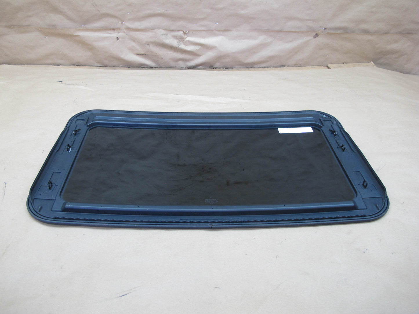 2010-2016 Porsche Panamera 970 Front Upper Sunroof Moon Roof Window Glass