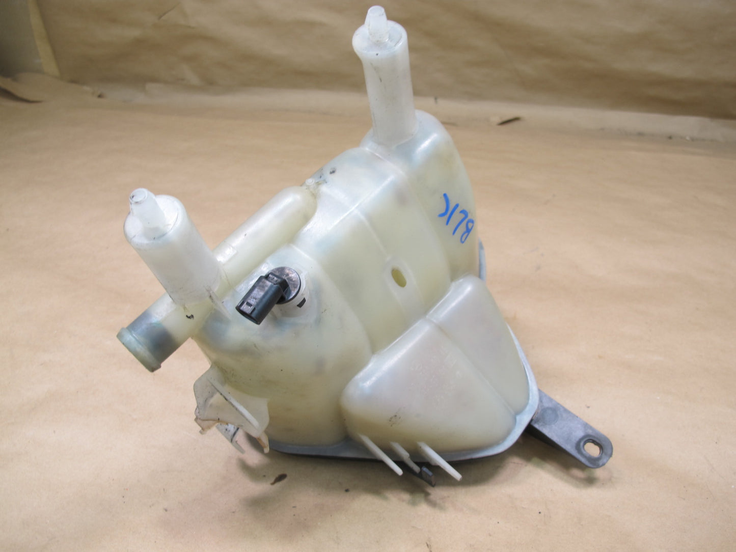 05-11 Mercedes R171 SLK Engine Coolant Expansion Overflow Reservoir Tank OEM