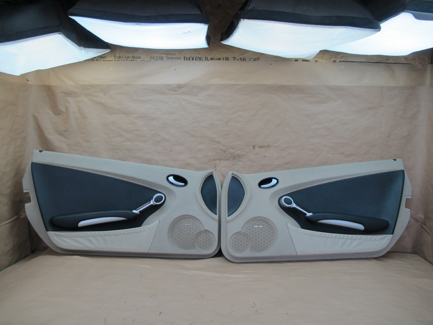 05-06 Mercedes R171 Slk-class Set of 2 Door Interior Trim Cover Panel OEM