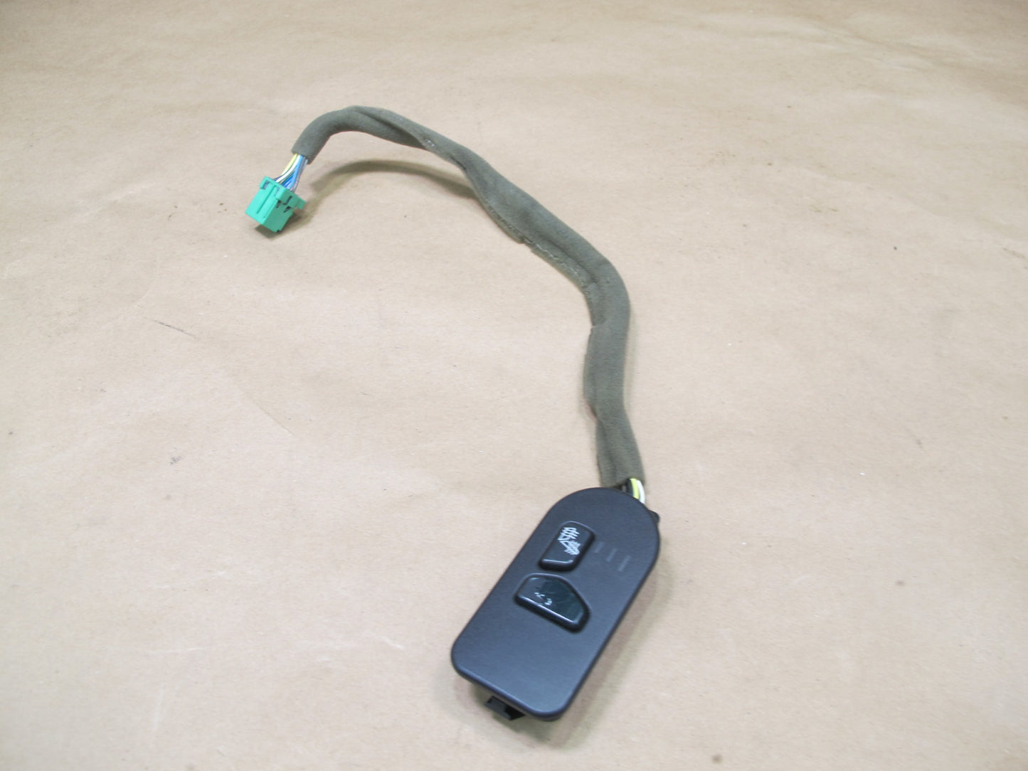 2003-2007 Hummer H2 Front Right Pass Side Door Seat Memory Heat Heater Switch